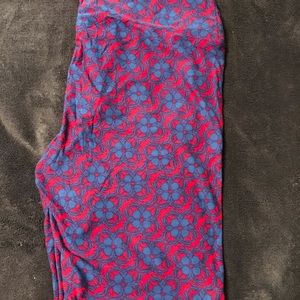 Authentic LuLaRoe TC leggings, brand new without tags!